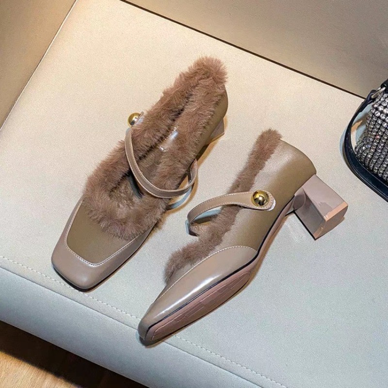 Women'S Fashion Trends Autumn 2025 - Women's Chunky Heel French Style Shoes