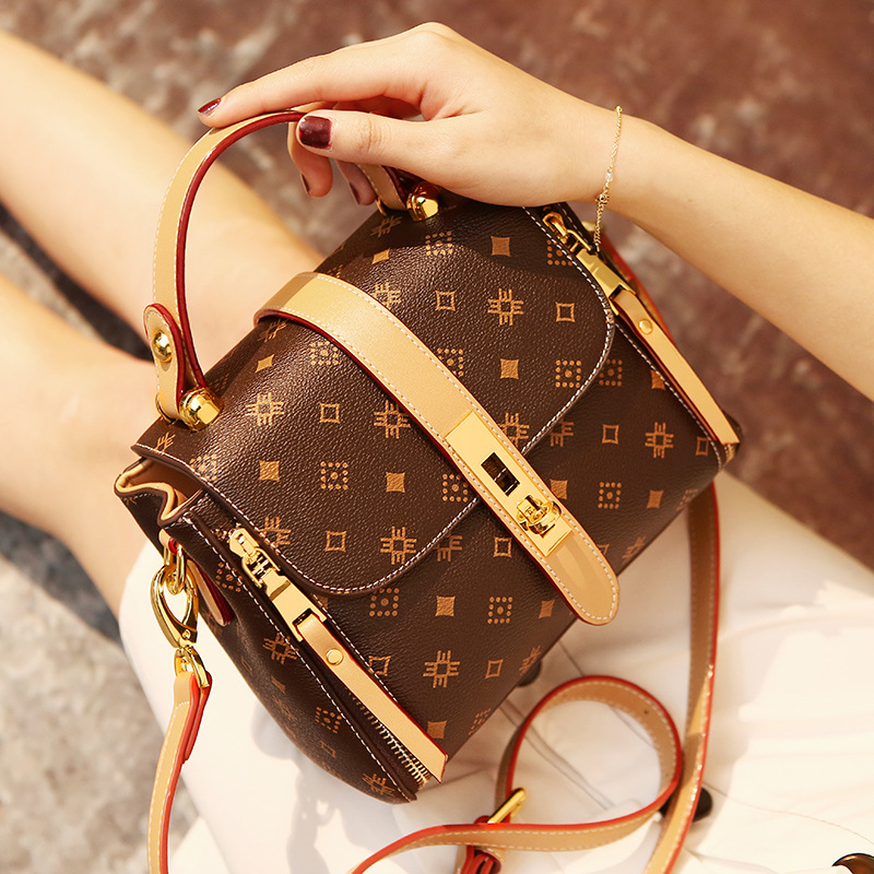 Luxury Fashion Icon Designer D - Women Fashion Icon recension och pris