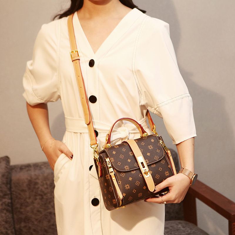 Luxury Fashion Icon Designer D - Women Fashion Icon recension och pris